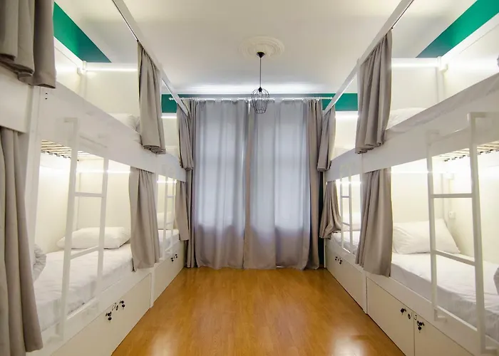 Friends Rustaveli Str 리비프